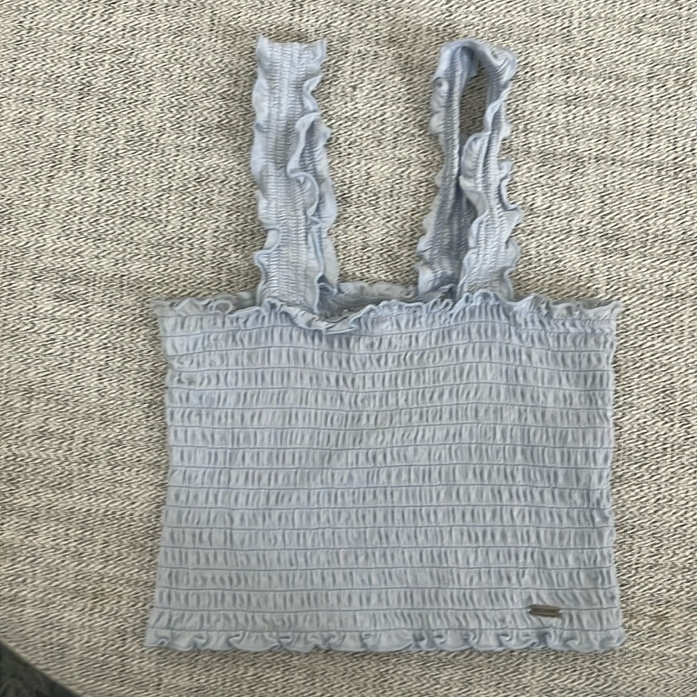 Hollister crop top, size xs